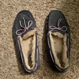 Ugg moccasin